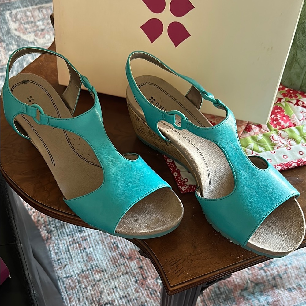 Naturalizer Turquoise Wedge Sandals Size 10